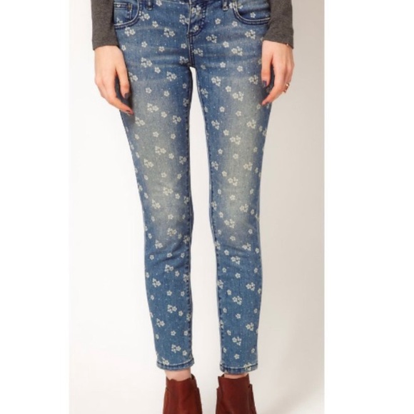 free people DITSY DAISY crop skinny jeans . sz 27 - Picture 2 of 6